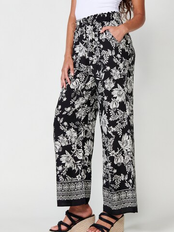 KOROSHI Regular Trousers in Black: front