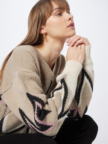 CULTURE Sweater 'Polena' in Beige
