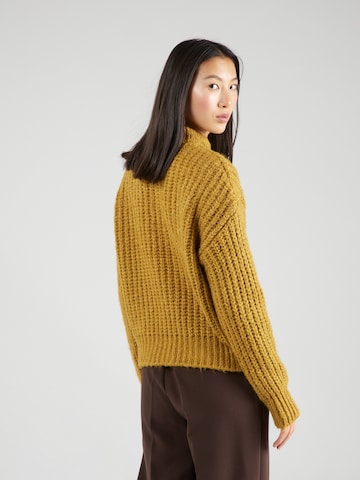 MUSTANG Sweater 'CARLA' in Yellow
