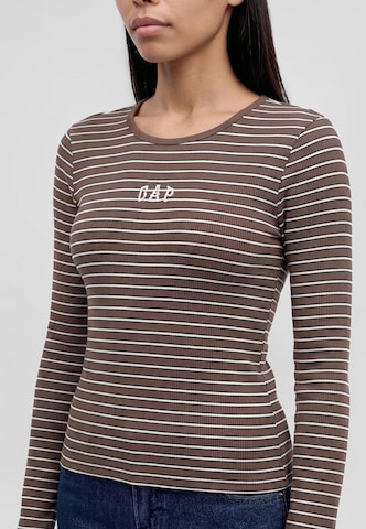 Gap Petite Shirt in Brown: front