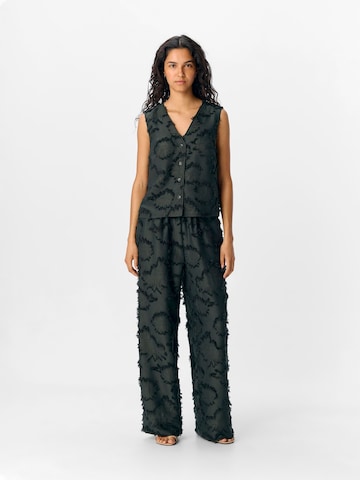 OBJECT Vest in Grey