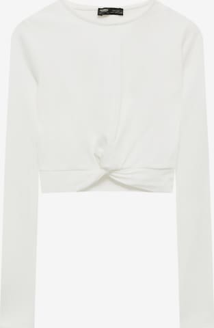 Pull&Bear Shirt in White: front