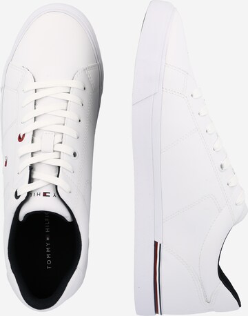 TOMMY HILFIGER Sneakers in White