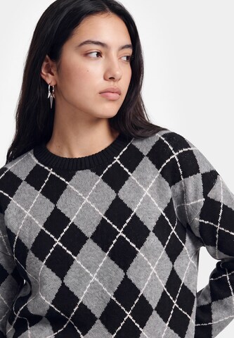 myMo ROCKS - Pullover em preto