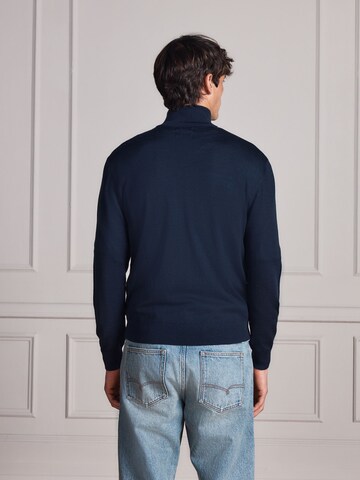Next Pullover in Blau