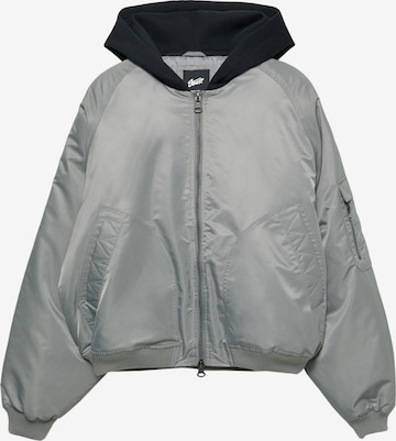 Pull&Bear Välikausitakki värissä harmaa: etupuoli