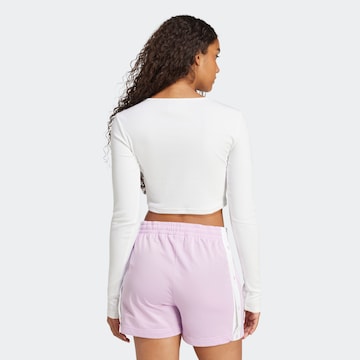 T-shirt 'Essentials' ADIDAS ORIGINALS en blanc