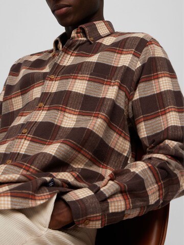 HECHTER PARIS Regular fit Button Up Shirt in Brown