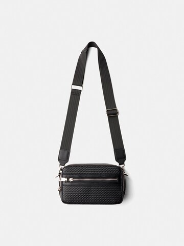 Sac à bandoulière Bershka en noir