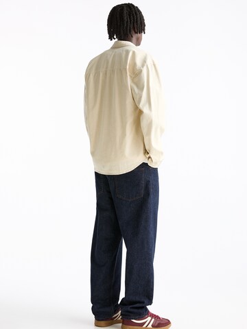 Pull&Bear Comfort Fit Paita värissä keltainen