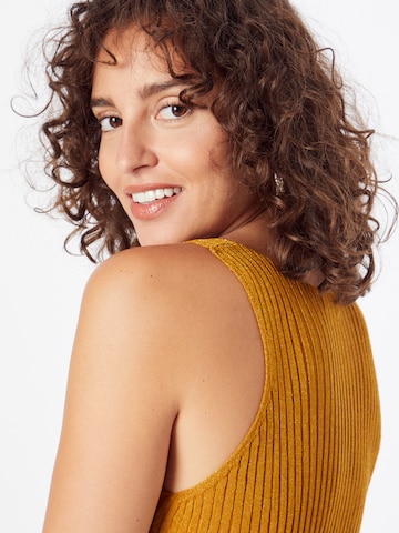 Tops en tricot Sisley en jaune