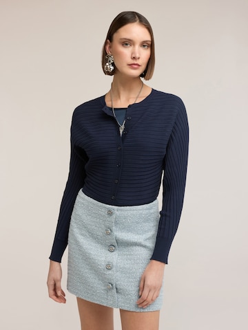 Cardigan MOTIVI en bleu