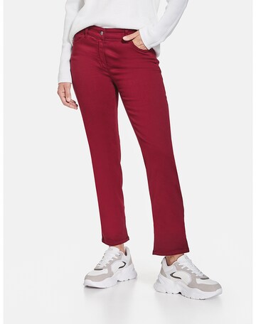 GERRY WEBER Slimfit Jeans in Rot: predná strana