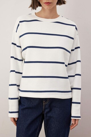 Sweat-shirt Trendyol en beige