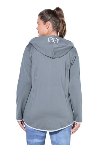 LAURASØN Zip-Up Hoodie in Grey