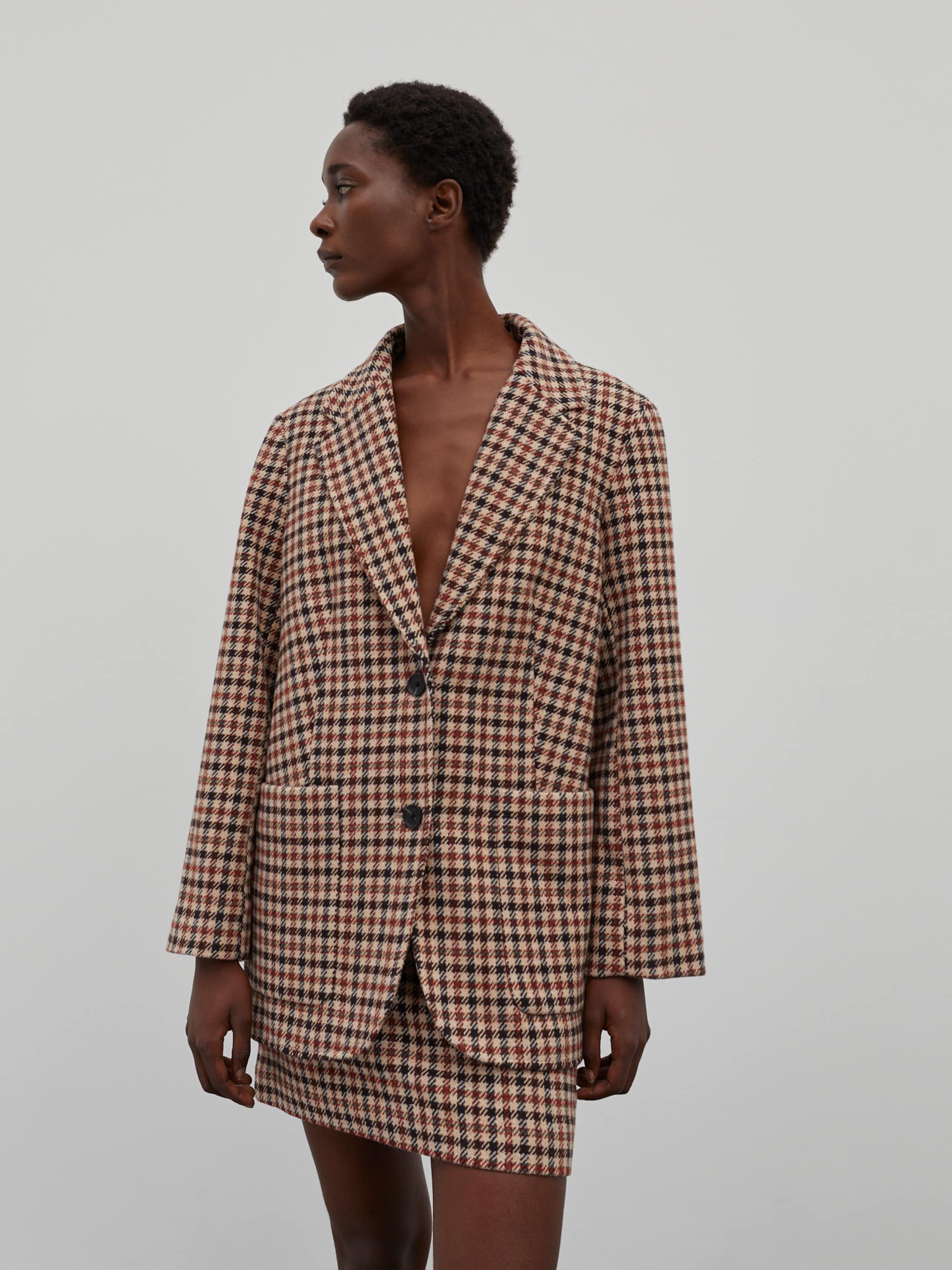 EDITED Producten Blazers 'Isi' Crème