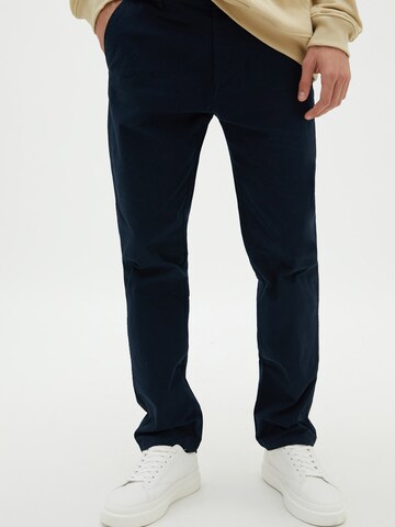 Pull&Bear Regular Chino Pants in Blue