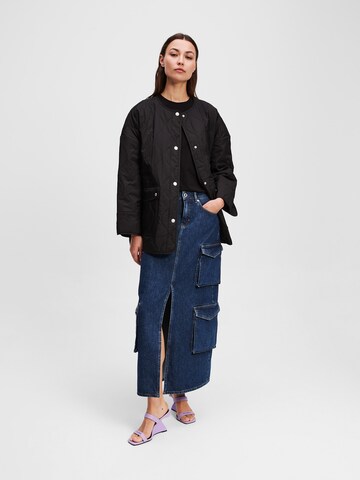 KARL LAGERFELD JEANS Демисезонная куртка в Черный