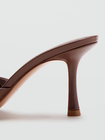 MANGO Szandálok 'PEPYBR' - barna