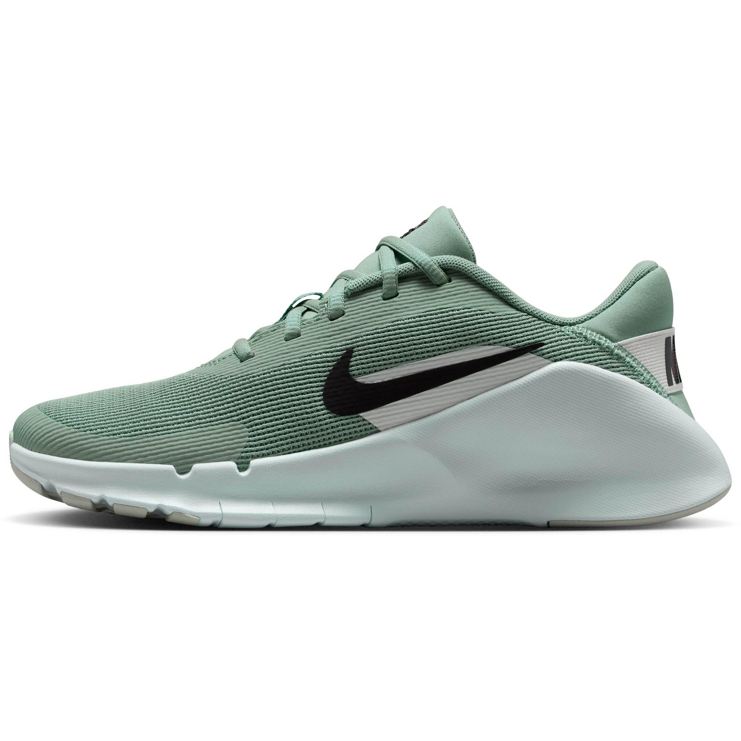 NIKE Athletic Shoes 'FLEX TRAIN' in Green