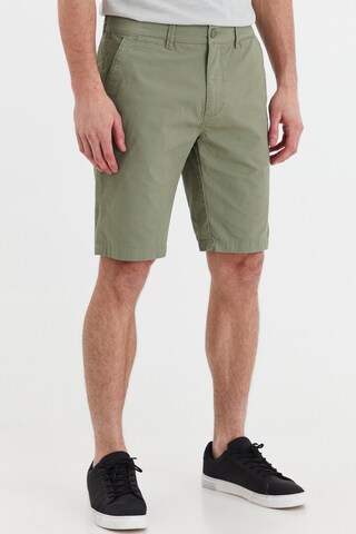 !Solid - regular Pantalón chino 'TITIAN' en verde: frente