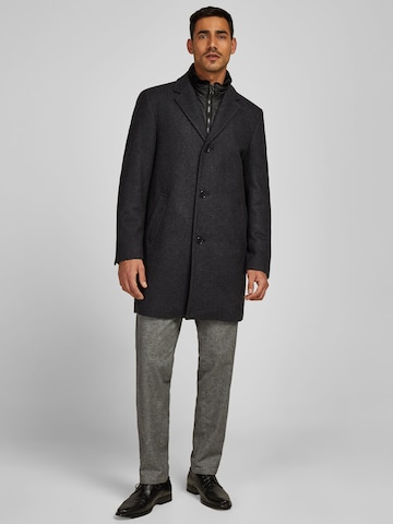 HECHTER PARIS Between-seasons coat in Grey