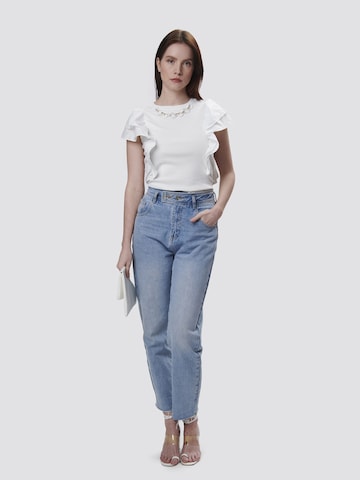 Influencer Top in White