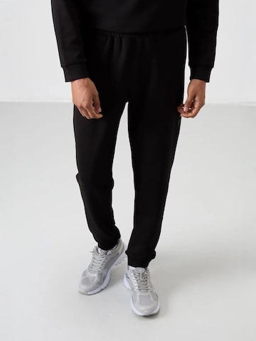 Tommy Life Sportpak in Zwart