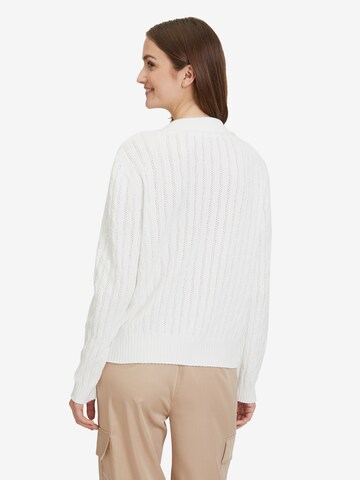 Pull-over Betty & Co en blanc