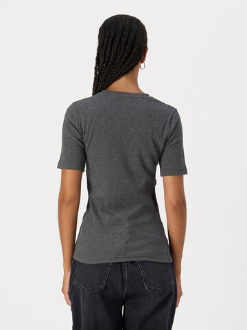 Maglietta 'Saalexo' di Samsøe Samsøe in grigio