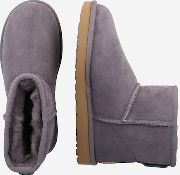 UGG Snowboots in Lila