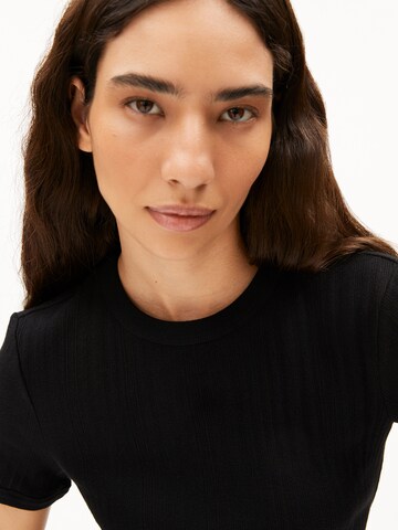 T-shirt 'Maheraa' ARMEDANGELS en noir