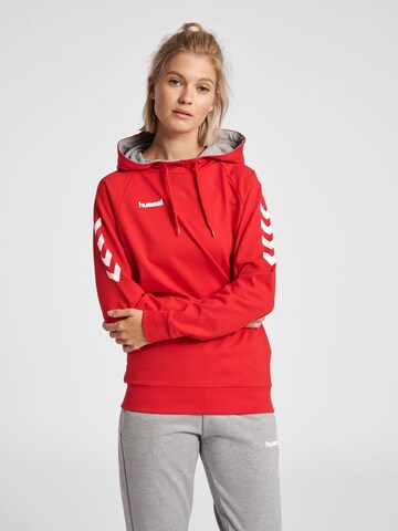 Hummel Sportief sweatshirt in Rood: voorkant