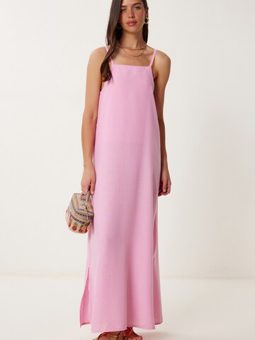 Happiness İstanbul Jurk in Roze: voorkant