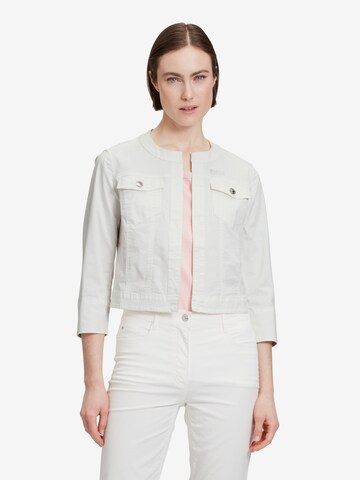 Betty Barclay Between-Season Jacket in White: front