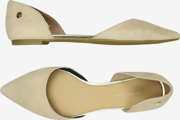 TOMMY HILFIGER Flats & Loafers in 39 in Beige: front