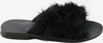 Topshop Slippers in 36 in Black: front