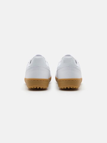 Nike Sportswear Σνίκερ χαμηλό 'FIELD GENERAL' σε λευκό