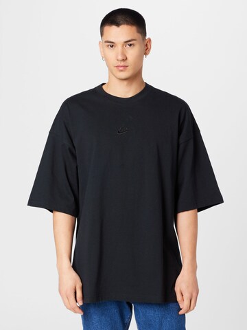 Nike Sportswear Тениска в черно: отпред