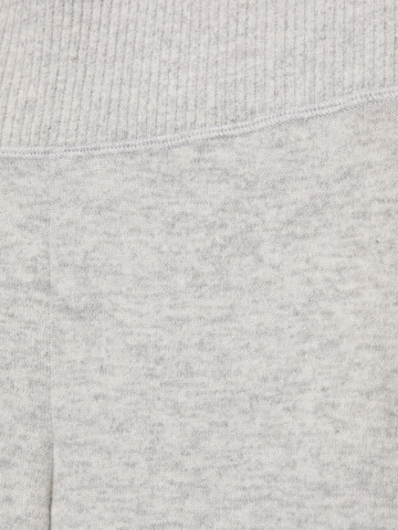 Pull&BearFlared/zvonoliki kroj Hlače - siva boja