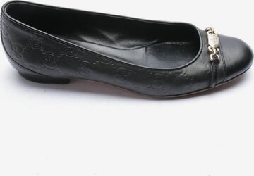 Gucci Flats & Loafers in 36,5 in Black: front
