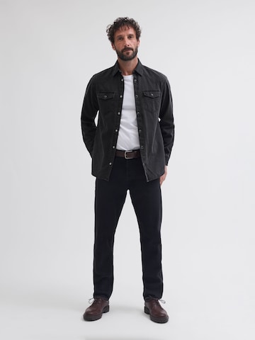 Coupe regular Chemise Portland Outerwear Company en noir
