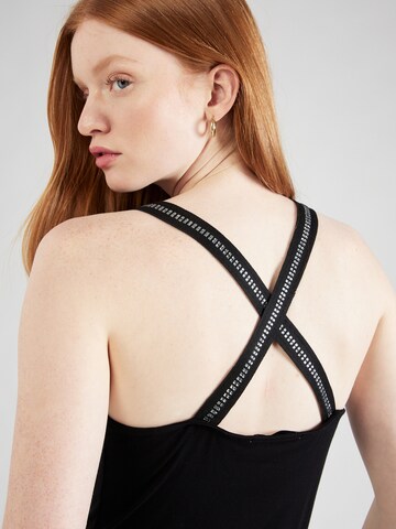 Top 'Astrid' di ABOUT YOU in nero