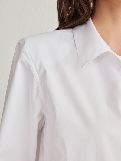 Trendyol Blus i vit, Produktvy