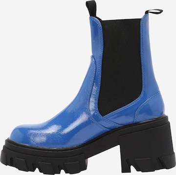 Nasty Gal Chelsea boots in Blue: front