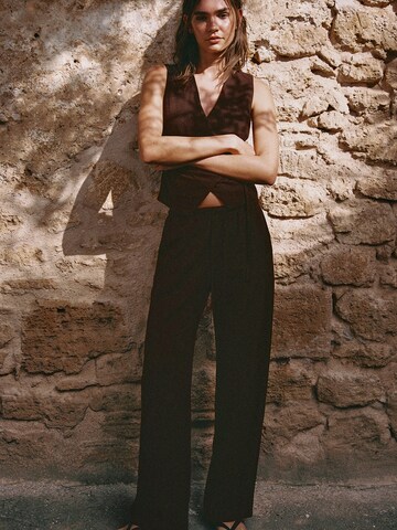 Pull&Bear Wide Leg Bukser i brun