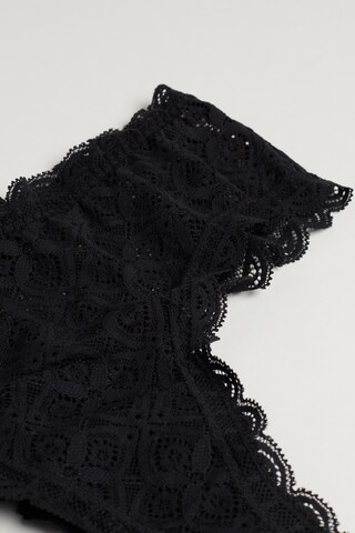 INTIMISSIMI Thong in Black