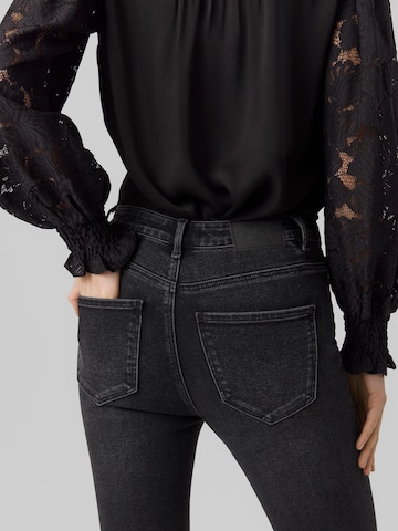 VERO MODA Skinny Jeans 'Sophia' in Black