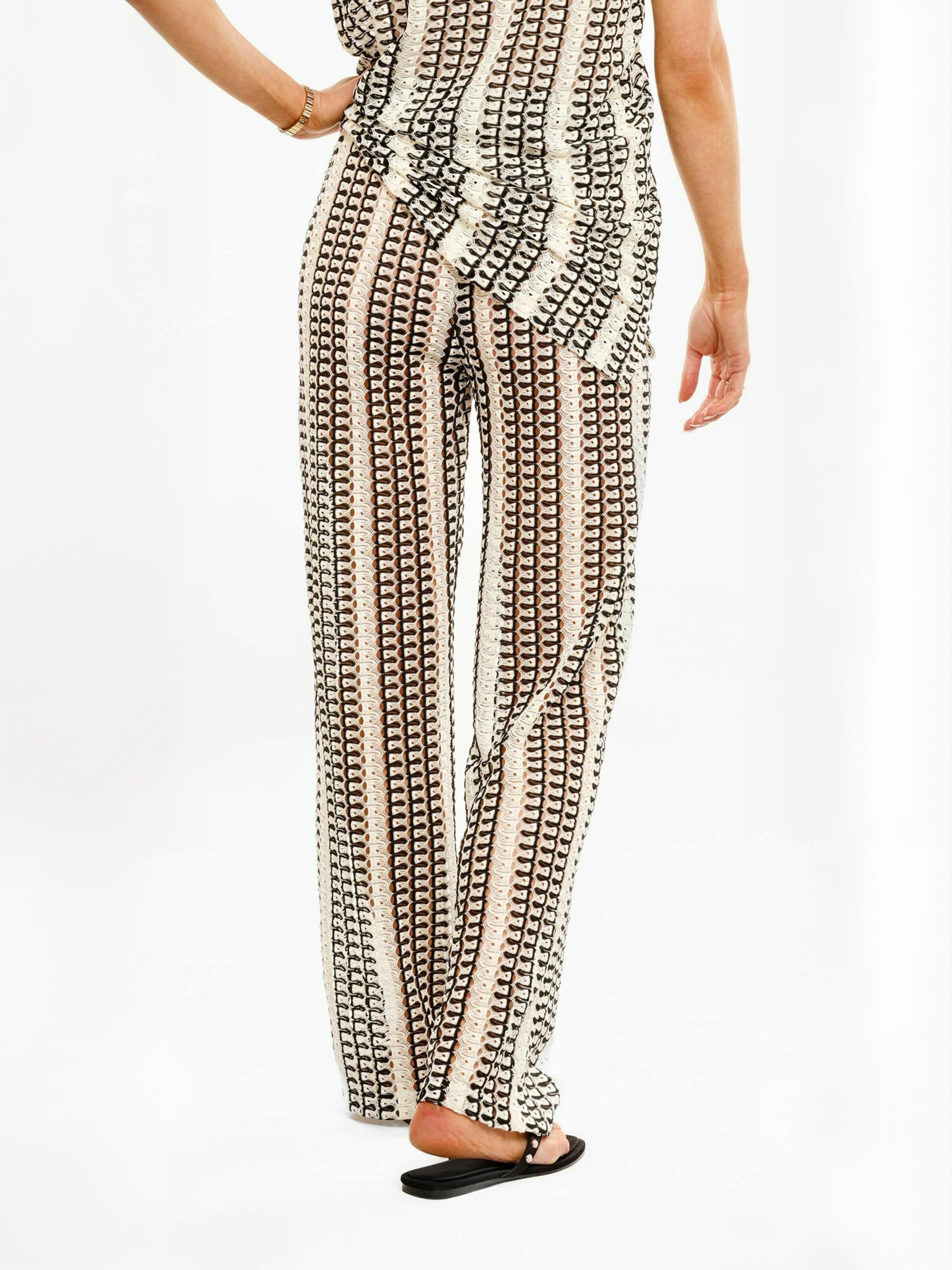 Liberte Essentiel Regular Broek ' CROC ' in Zwart