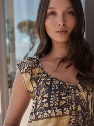 Robe Next en noir